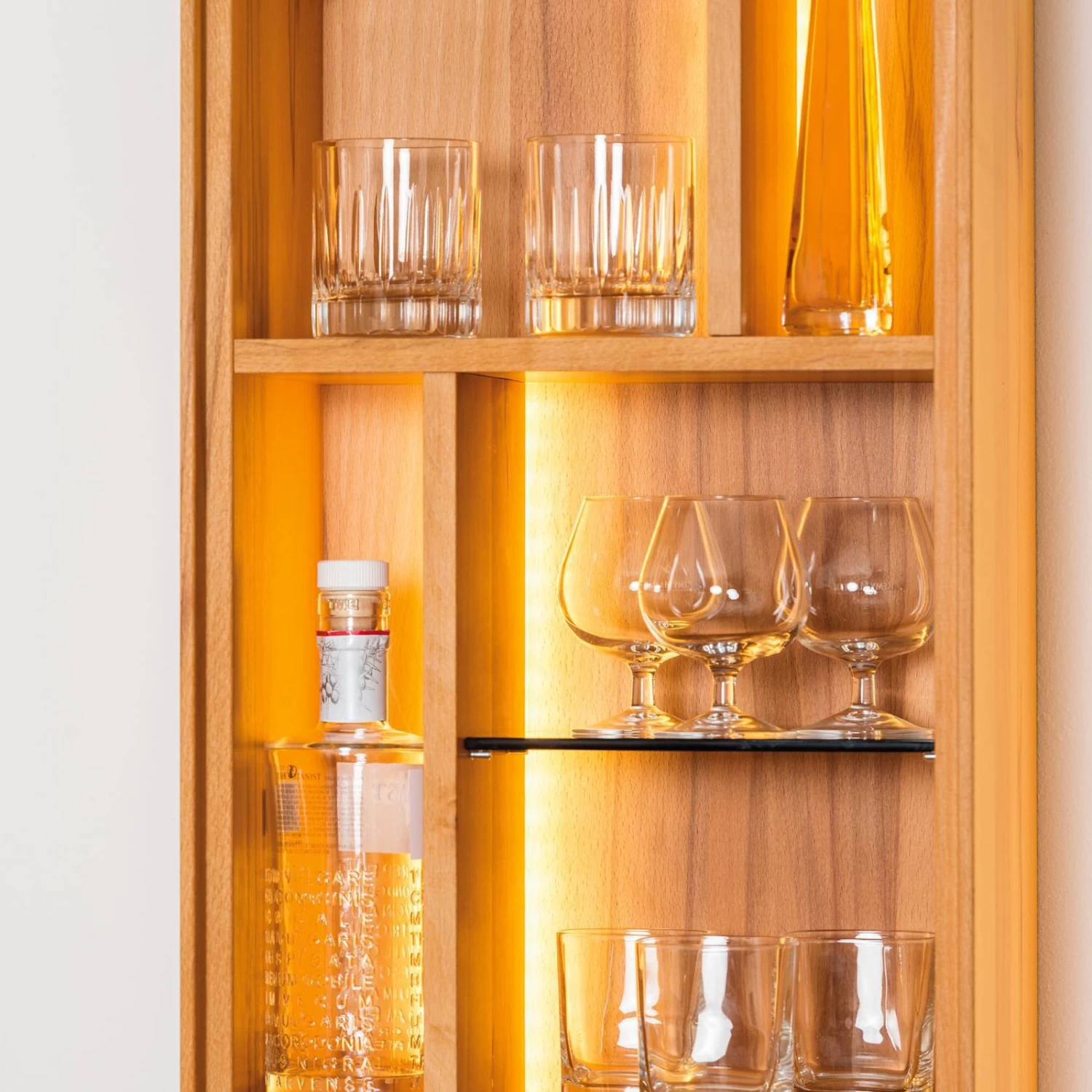 EGLO Connect Stripe-C LED Strip RGBW 300 Cm 10 EGLO Connect Stripe-C LED Strip RGBW 300 Cm - Image 8