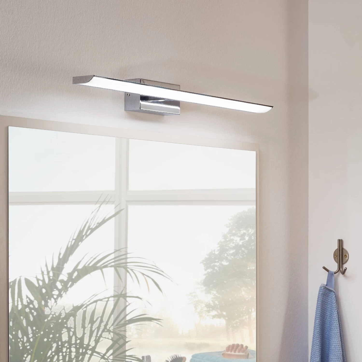 EGLO Connect Tabiano-C LED Mirror Light 90.5 cm 3 EGLO Connect Tabiano-C LED Mirror Light 90.5 cm